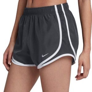 Nike Women's Dri-fit Tempo Track 3.5 Short